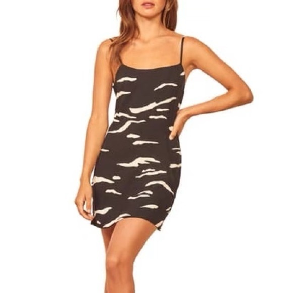 Reformation Lindsay Dress - Picture 1 of 8